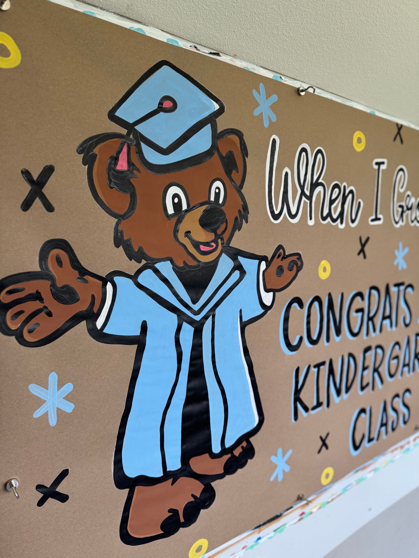 CUSTOM SCHOOL PAINTED BANNERS